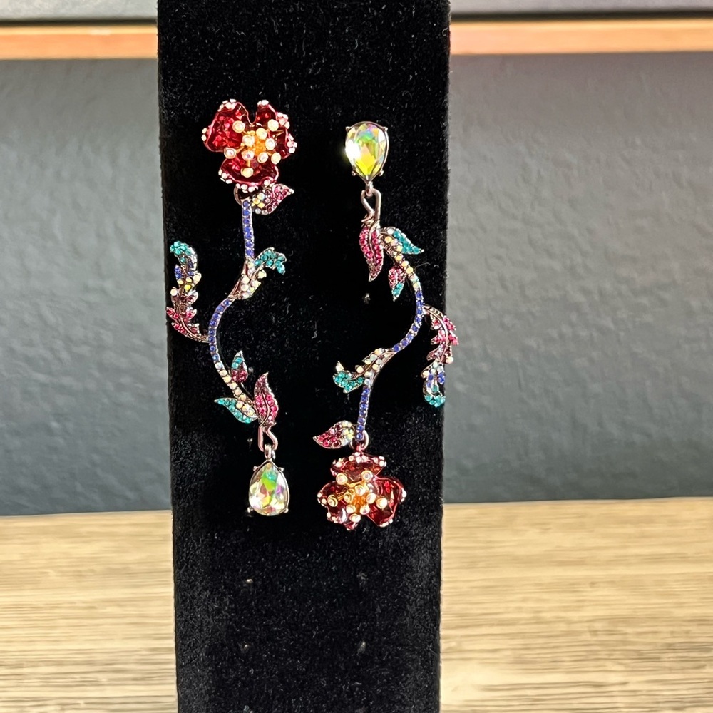 Floral Drop Earrings with Multicolor Crystals - Picture 3 of 3
